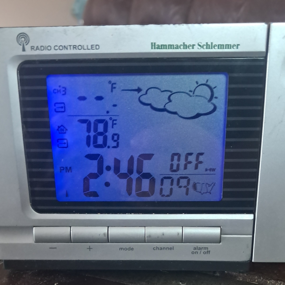 Hammacher Schlemmer Weather Station Clock